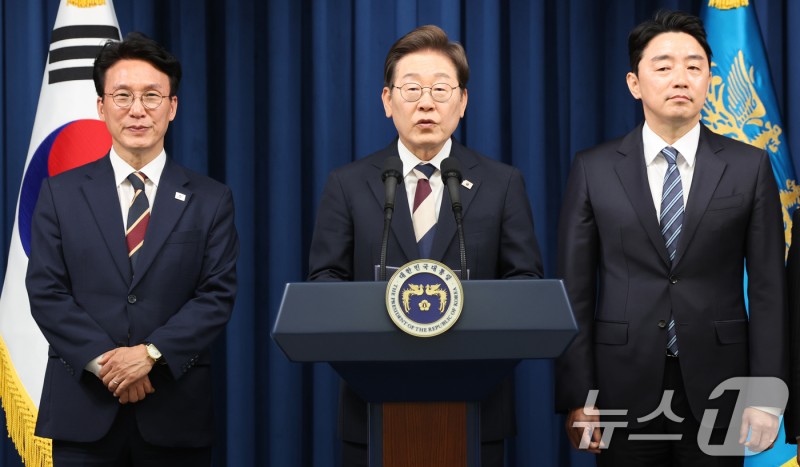 李대통령 "좋은 정책 있으면 내 개인번호로 연락하세요"(종합)